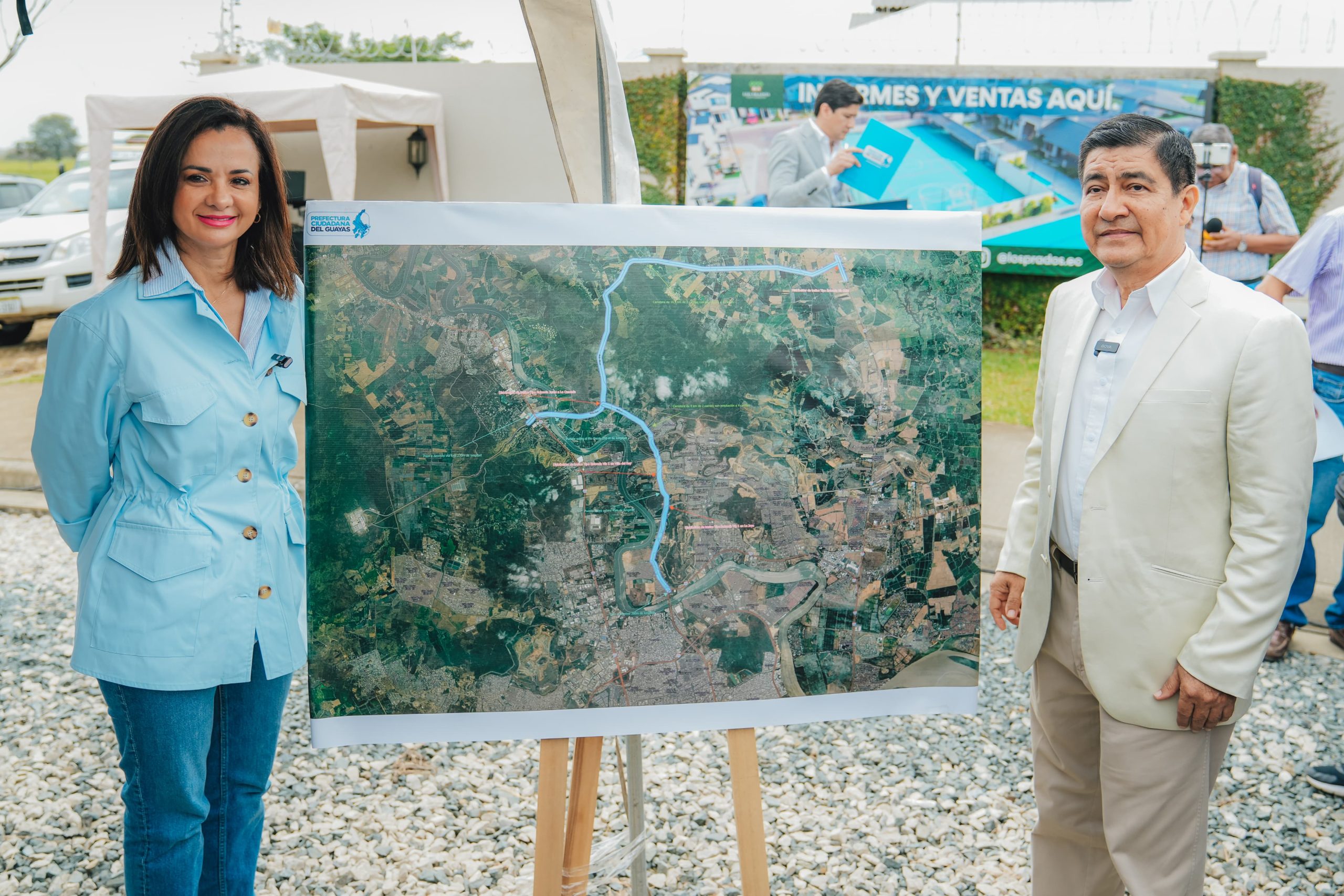 Prefectura de Guayas y Alcadía de Daule firman convenio para los estudios y el diseño de nueva vía de acceso a Guayaquil
